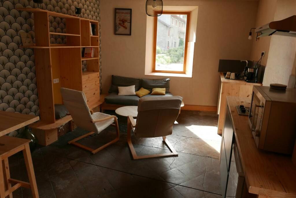 Joli Appartement Confortable Renove Style Cosy Saint-Martin-de-la-Porte Luaran gambar