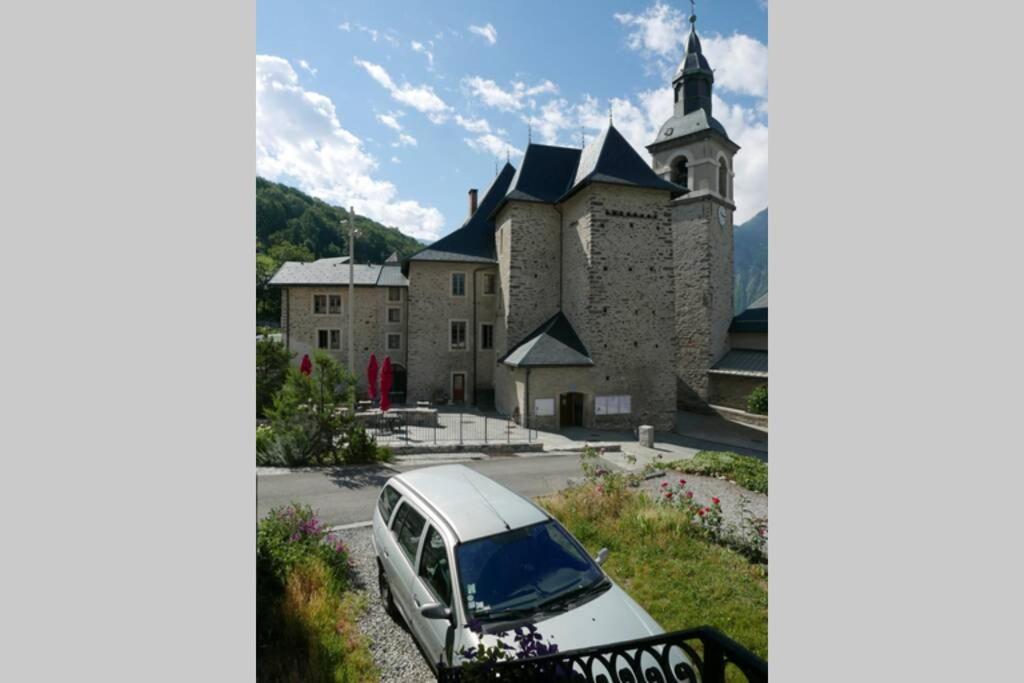 Joli Appartement Confortable Renove Style Cosy Saint-Martin-de-la-Porte Luaran gambar